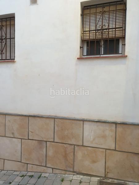 Foto 40bfc652-86e2-475d-845c-a0b19d8663e0. Casa adosada gran casa adosada en barrio de san sebastián en Almuñécar