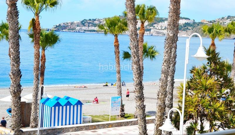 Foto 3d02bf62-4344-4080-8800-7eff220dfe2b. Alquiler piso  en primera linea de playa en Almuñecar centro Almuñécar