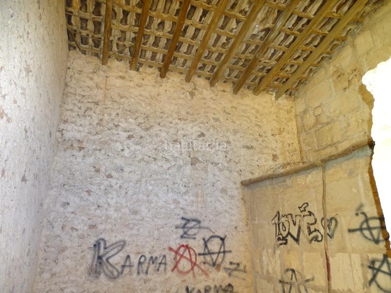 Foto 41e5da96-0696-4292-a4b8-d78d255d8d1f. Casa amb xemeneia a Campos