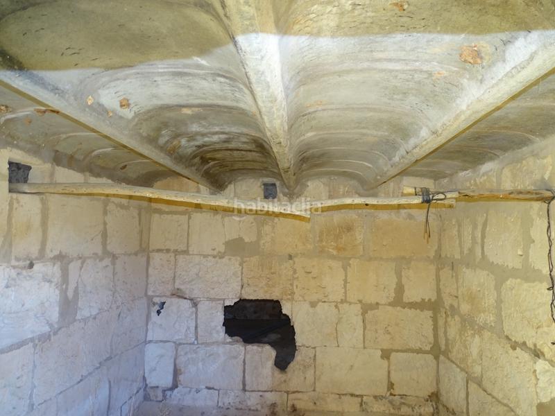 Foto 6cbebb83-db75-44c0-a6fa-929f86ac9b01. Casa amb xemeneia a Campos