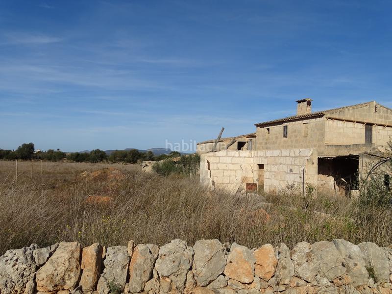 Foto af28b72f-bf3f-451b-83d8-5e306b231093. Casa amb xemeneia a Campos