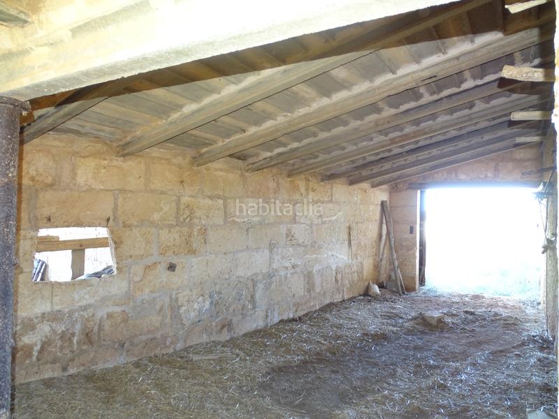 Foto e2c396d6-f7c0-42eb-b00a-a89df03e2aa6. Casa amb xemeneia a Campos