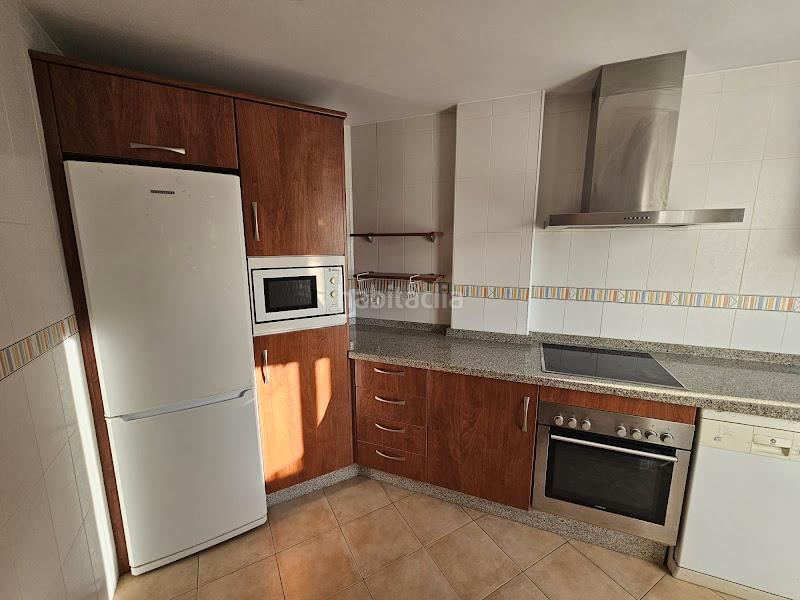 Foto 7ab45406-27b5-4d0d-9823-a70410eb3920. Lloguer àtic a Coín