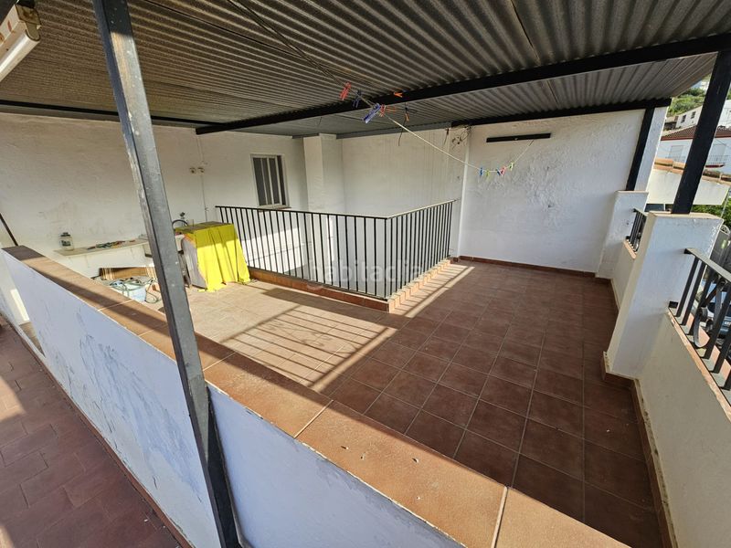 Foto 1397b8e0-d03a-4e95-9172-07d53df0cfb0. Lloguer casa amb calefacció a Guaro