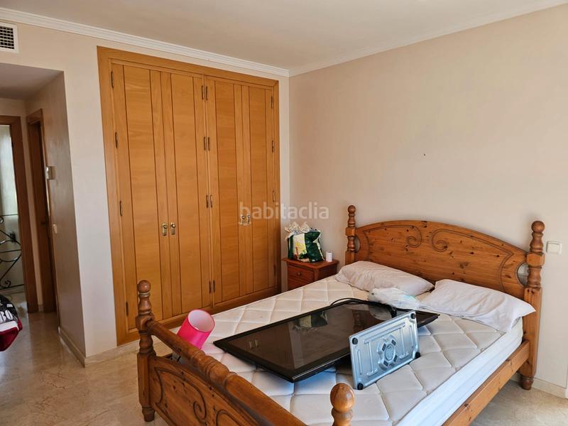 Foto 446000a6-ba43-4cd0-8bba-2773bb892393. Affitto chalet con parcheggio piscina in Parque Central Estepona