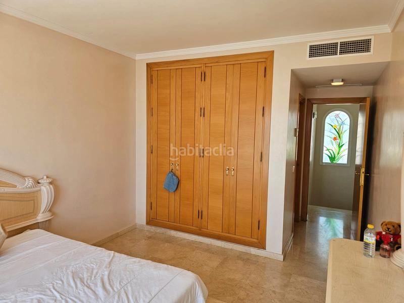 Foto abaa59cb-4549-447f-be49-6a25401c4b8c. Affitto chalet con parcheggio piscina in Parque Central Estepona