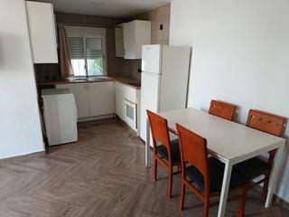 Rent House in Pizarra. Casa 2 dormitorios, 1 baño para empresas trabajadores