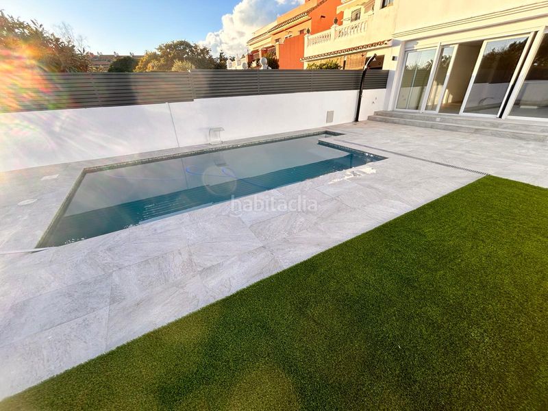 Foto e438fc6d-8e5e-47db-b5c9-c09b9ae4b864. Xalet amb calefacció aparcament piscina a los jardines de Marbella - la ermita Marbella
