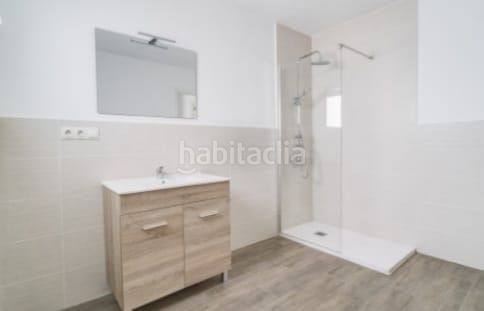 Foto a0884a4b-38ea-42a7-b197-c2a5011f8a15. Casa adossada amb calefacció a Coín