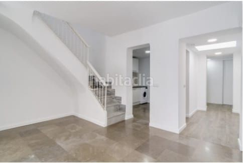 Foto cdb71034-e93f-40cf-b0d1-e877e50e8090. Casa adossada amb calefacció a Coín
