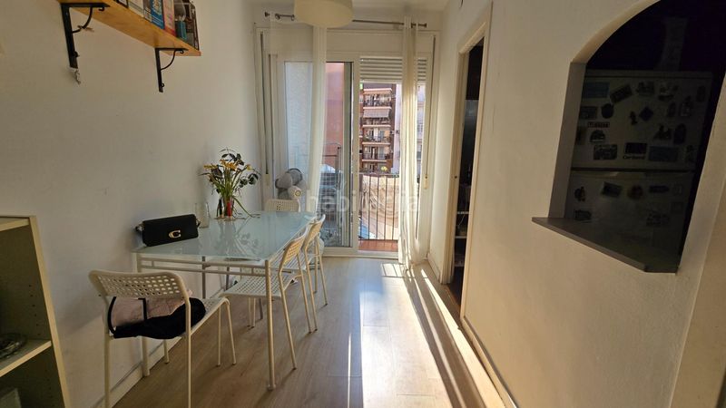 Foto 3e0a0e6f-e21a-4175-b148-d6c1f3618b81. Piso con balcón y terraza en La Nova Esquerra de l´Eixample Barcelona