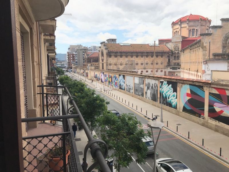 Foto 85ab1551-7629-421f-a1aa-92325f60e176. Piso con balcón y terraza en La Nova Esquerra de l´Eixample Barcelona