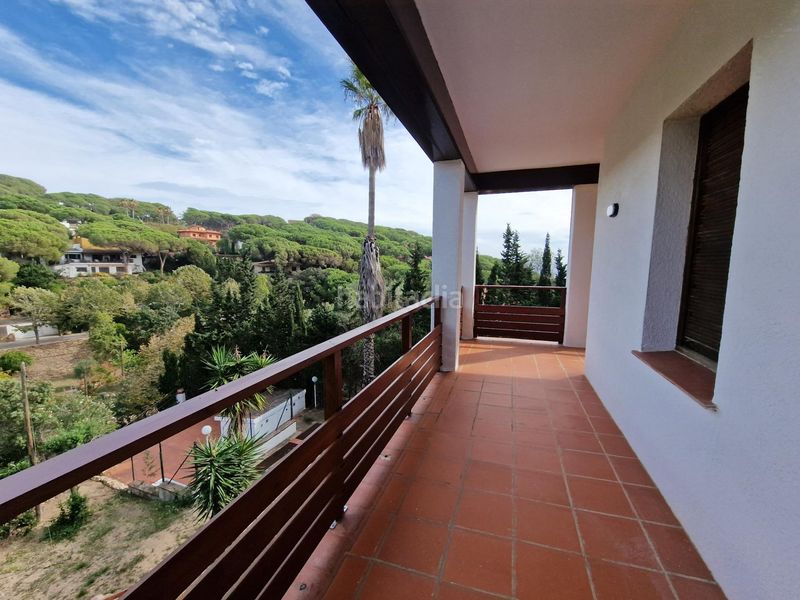 Foto b772f78b-c816-422f-ab2b-a3355a31d82f. Casa amb aparcament a Montgoda Lloret de Mar