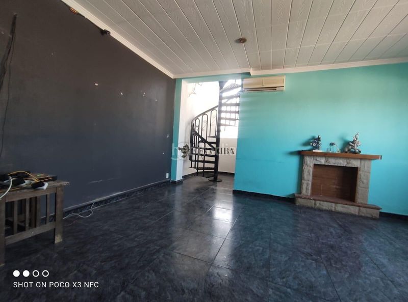 Foto 2d61d70f-51dc-4282-8b09-27f3e4424e67. Xalet a La Miranda Esplugues de Llobregat