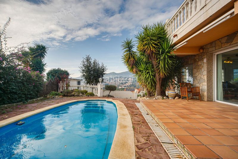 Foto 07a7580b-9493-4b3c-b8d2-d0c81c5d1ac2. Casa amb calefacció aparcament piscina a Caldes de Montbui
