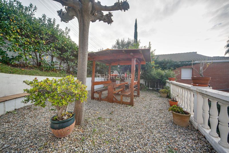 Foto b9e749aa-0f3b-474f-85ca-890ebbbaebf5. Casa amb calefacció aparcament piscina a Caldes de Montbui