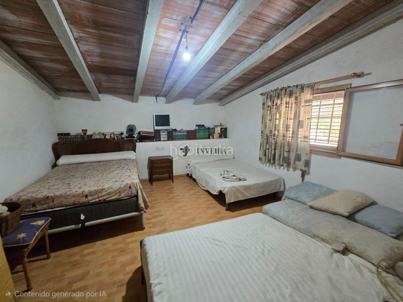 Foto fd2d6ca1-f673-4ee0-8ad2-80d959e72e15. Casa amb aparcament a Castellví de la Marca