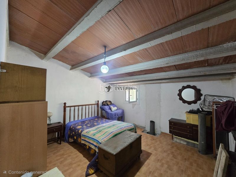 Foto 060cba2b-23d9-4cf4-bfde-4049b0a9da63. Casa  rodeada de zona verde en Castellví de la Marca
