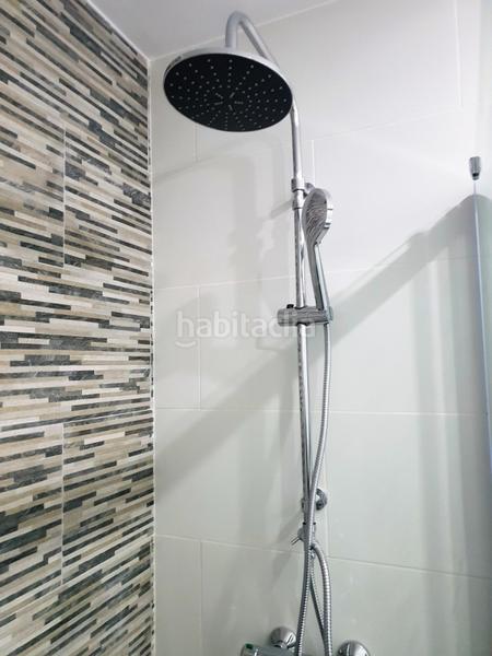 Foto 085b79da-49ae-43e1-8c97-c83ccc939053. Flat with heating in La Salut Badalona