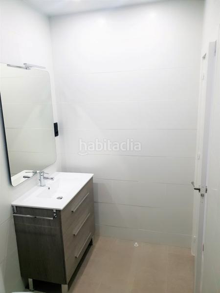 Foto e76a79ee-7fd9-40d0-8dc6-93a7a8b7f138. Flat with heating in La Salut Badalona