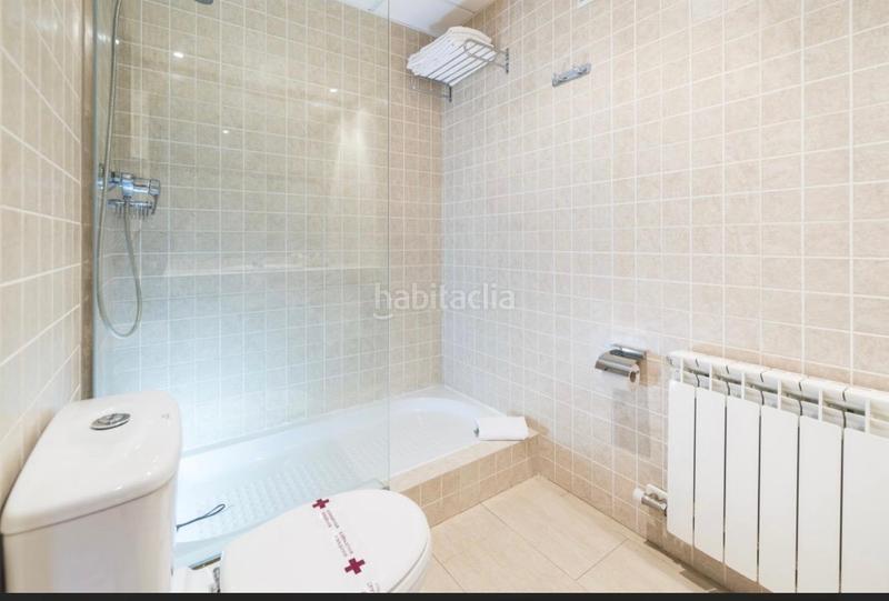 Foto 089a41fd-a27e-4989-a510-ff61501e8e34. Àtic amb calefacció aparcament a Molina (La)