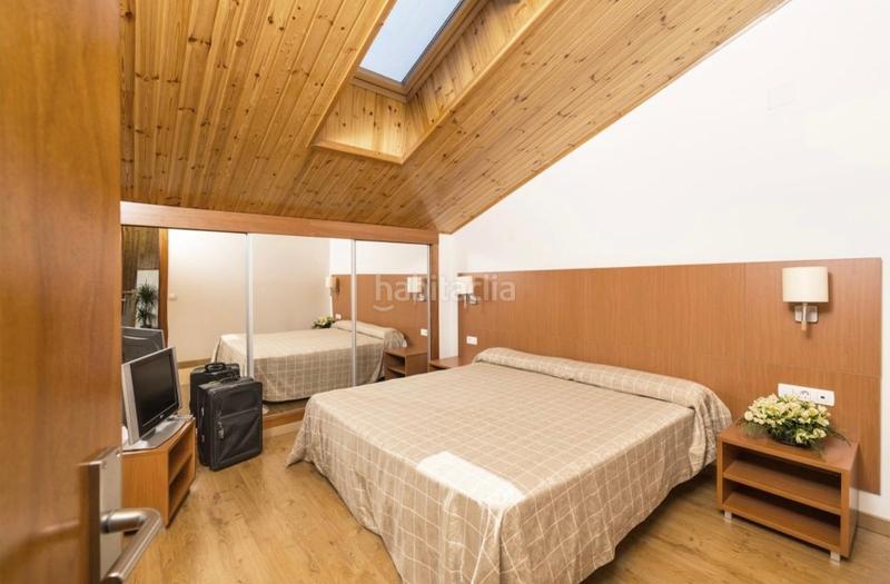 Foto ce057aab-3f6e-4a7e-adb6-75fe99ae092b. Àtic amb calefacció aparcament a Molina (La)