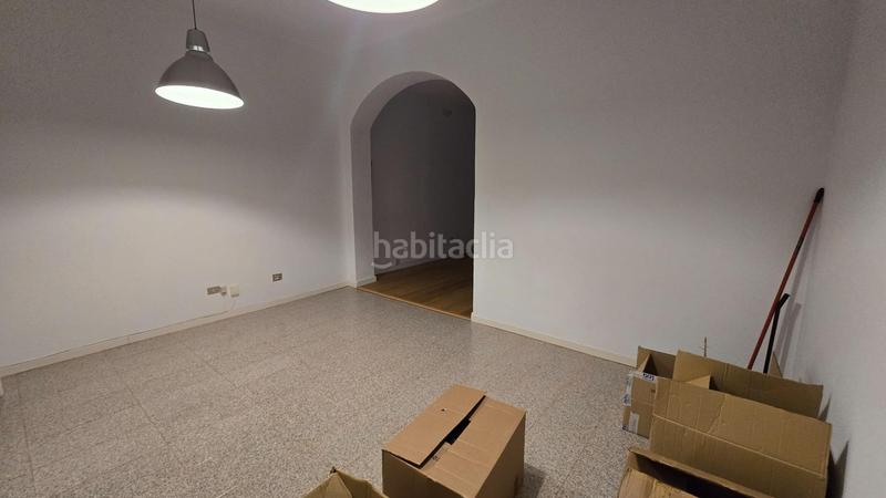 Foto e2267a3d-5c56-4491-8e8d-0d551c25ea49. Miete büro in Centre Mataró