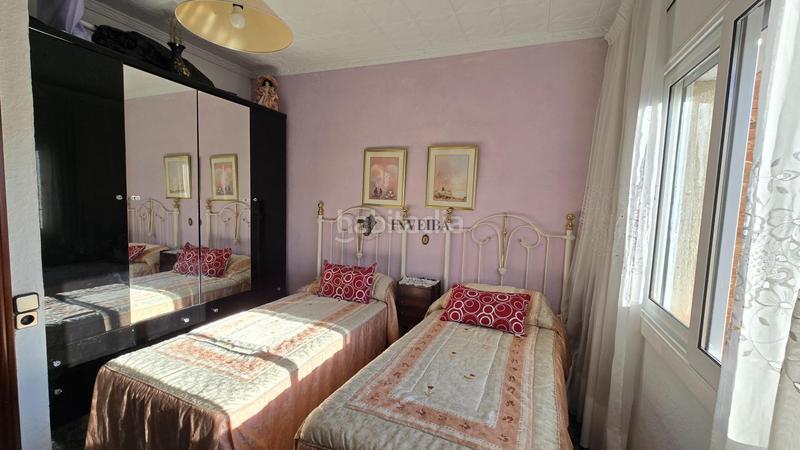 Foto a81ee7fb-28da-4436-9d0a-f56026003f2a. Etagenwohnung in Trinitat Nova Barcelona