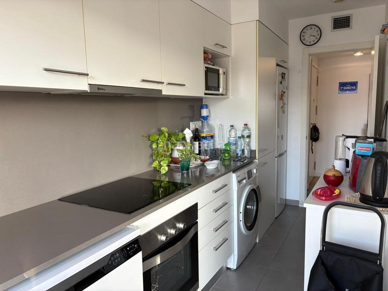 Foto c64f7a90-fa1e-4aa9-aac6-c37925a55502. Appartement avec parking dans Roses-Castellbell Sant Feliu de Llobregat