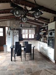 Masia a La Hacienda - Nueva Andalucía. Finca con casa en las portadas