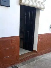 Casa a Villanueva del Río y Minas