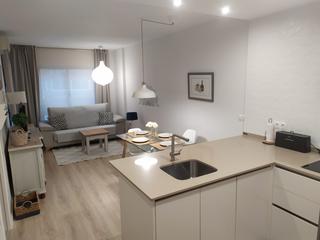 Rent Apartment in Paseo marítimo rey de españa 96. Alquiler temporada de invierno 10 meses