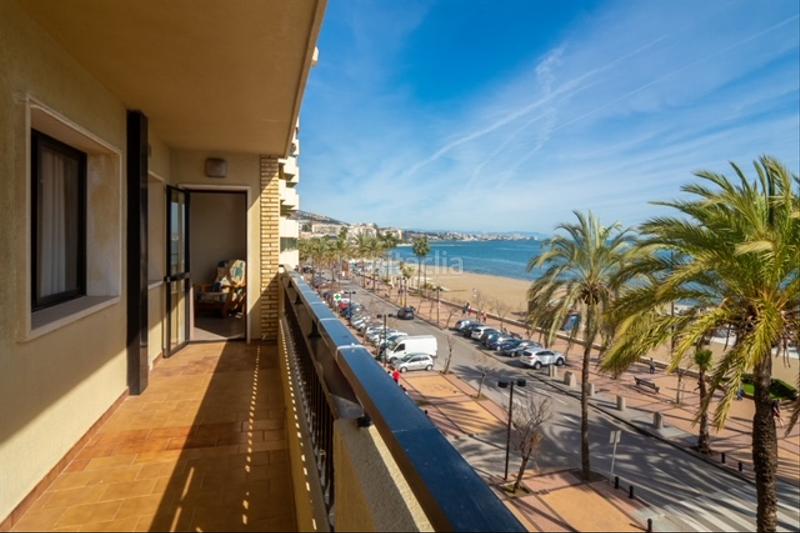 Foto 066148a2-0ebd-421c-9dd4-5c6e4f04c656. Apartamento en paseo marítimo rey de españa 96 magnifico apartamento en primera linea de playa totalmente reformado en Fuengirola