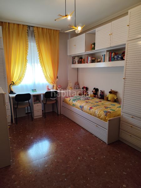 Foto 78549aab-ba75-4521-811c-a46c29b32082. Casa adossada amb aparcament a Centro Mérida