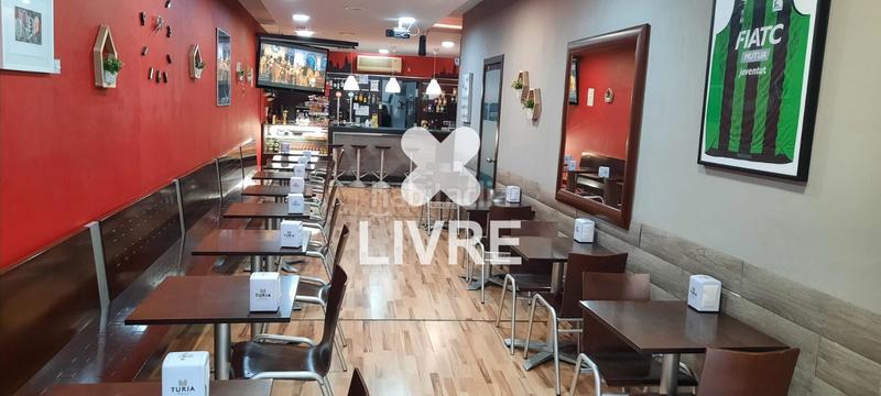 Foto 6be8d43a-b559-48ce-82a0-697dd8f3c94b. Traspaso local comercial se traspasa bar por jubilación en Badalona