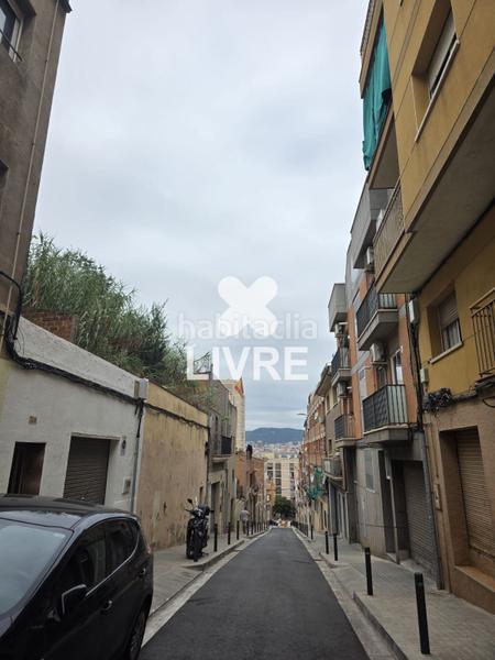 Foto a0831081-789d-45ce-8a6f-1d67647edbd7. Pis amb aparcament a El Raval Santa Coloma de Gramenet