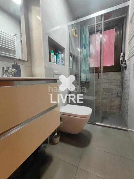 Foto 4080cc4d-cff9-421d-9fcf-26d62c1f9afc. Piso  reformado de 3 habitaciones, ascensor y balcón en Gavà