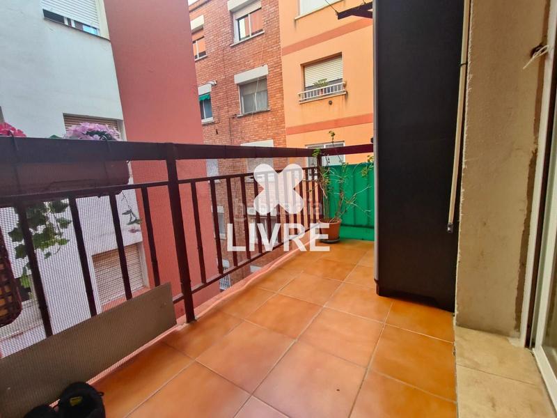 Foto 5ecc32b4-555d-464d-9c20-acc89539a0b7. Piso  reformado de 3 habitaciones, ascensor y balcón en Gavà