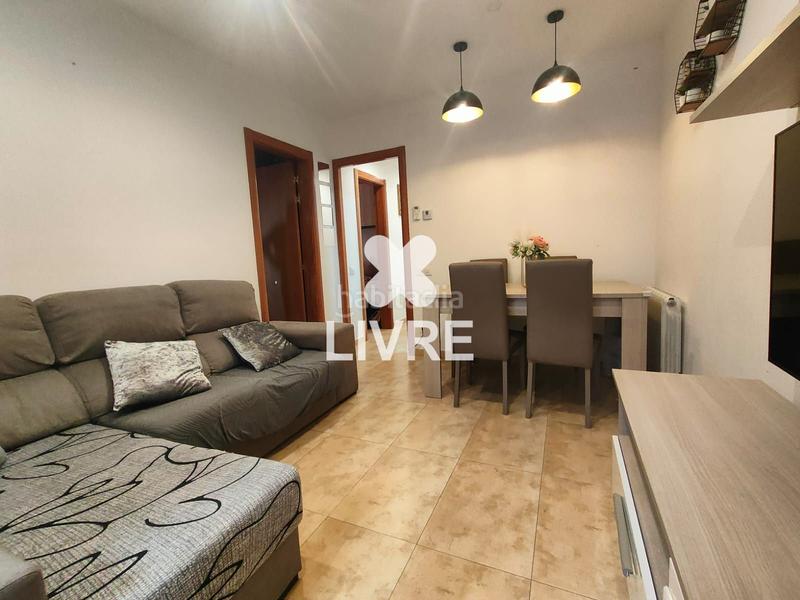 Foto 957e094a-c466-4952-b72f-f4532eee1a5e. Piso  reformado de 3 habitaciones, ascensor y balcón en Gavà