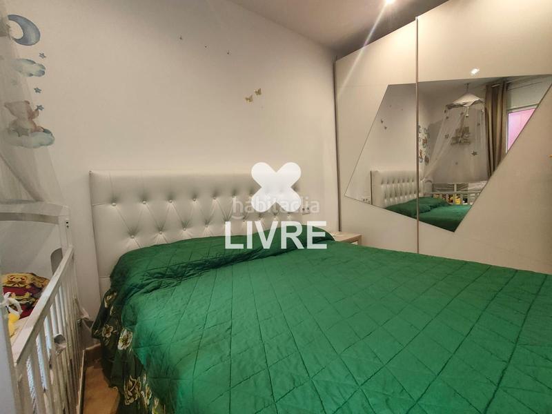 Foto d8b9e35b-e29a-41a4-85ca-d9e771f48e85. Piso  reformado de 3 habitaciones, ascensor y balcón en Gavà