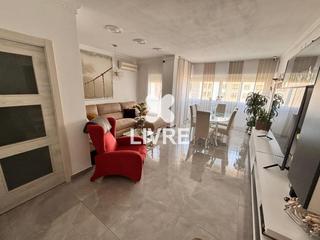 Appartement  Travesía de dalt. Travesía de dalt se alquila para 6 meses
