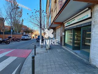Local Comercial  Gaspar fabregas. Local comercial antigua zapateria zona rambla angel guimera