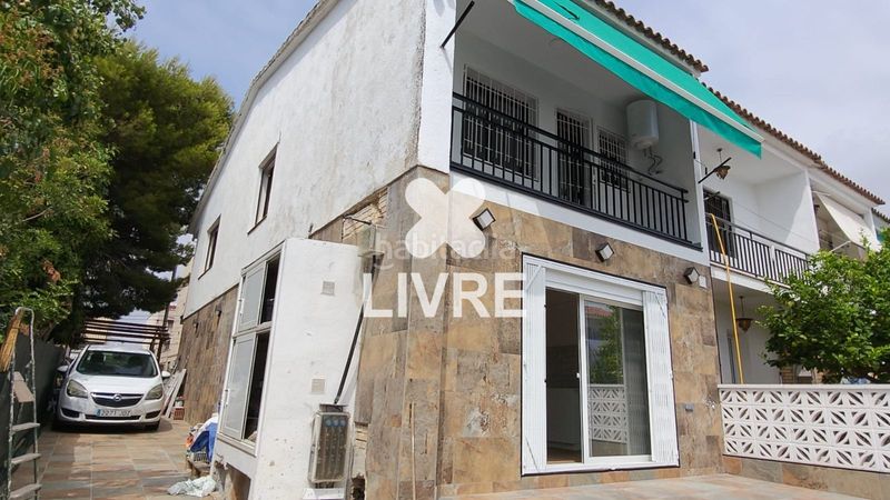 Foto e5cd9019-c6a4-4795-b211-86af31fece95. Casa adossada amb calefacció piscina a Coma-ruga platja Coma-ruga