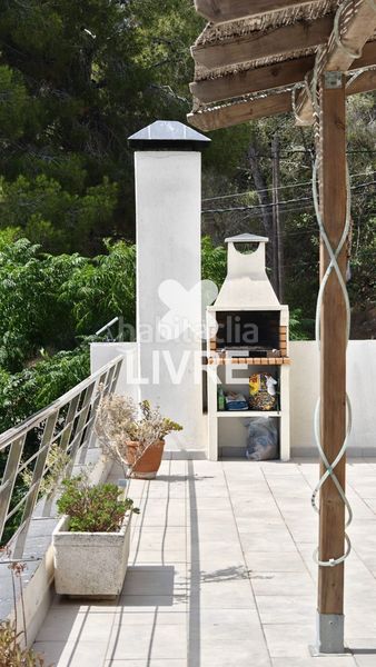 Foto 3fa652f6-e316-46d4-a1c0-dd79c17cd1ce. Casa amb calefacció piscina a costa Cunit - els jardins - els rosers Cunit