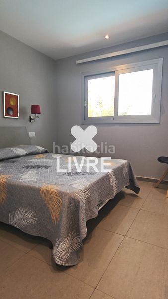 Foto b8e3d422-35dd-4859-899c-e14f0fe5ae8a. Casa amb calefacció piscina a costa Cunit - els jardins - els rosers Cunit