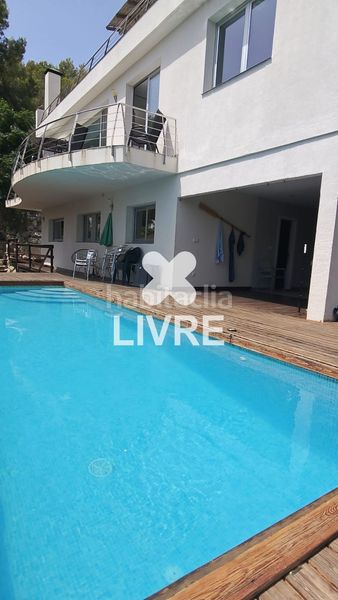 Foto de5057d4-fd84-4bd3-87c8-0554b2c56a68. Casa amb calefacció piscina a costa Cunit - els jardins - els rosers Cunit