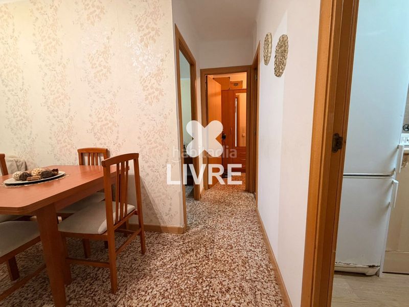 Foto b423246b-74cd-4323-a83e-2ab7f3caf120. Pis a Finestrelles Esplugues de Llobregat