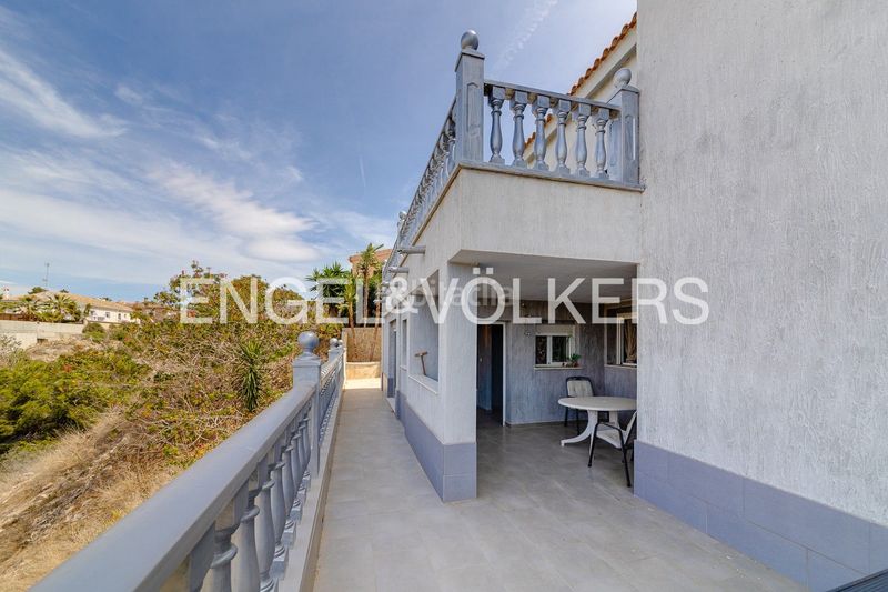 Foto 28df6933-92f8-49ee-a12d-1da32c136602. Casa impresionante villa en estilo moderno en San Fulgencio