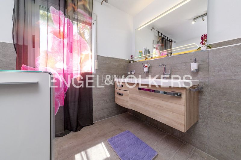 Foto 3666b93d-0e70-4329-9cd3-627fe3c123bf. Casa impresionante villa en estilo moderno en San Fulgencio