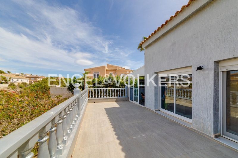 Foto 56eae823-eadd-456a-b3ba-2d528fec9747. Casa impresionante villa en estilo moderno en San Fulgencio